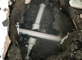 华龙阳台漏水维修公司为您分享楼上楼下漏水怎么处理